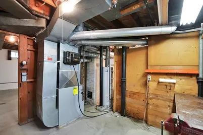 2929 S Ellen St, Milwaukee, WI 53207 - Photo 27
