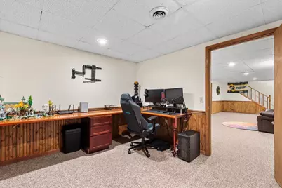 320 E Washington St #4, Slinger, WI 53086 - Photo 33
