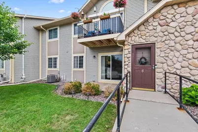320 E Washington St #4, Slinger, WI 53086 - Photo 1
