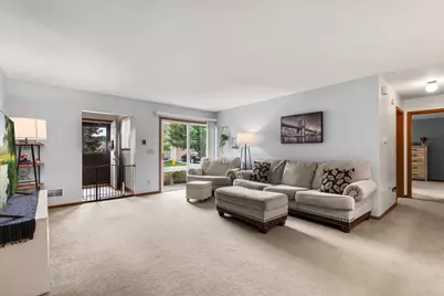 320 E Washington St #4, Slinger, WI 53086 - Photo 5