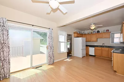 215 W Chestnut St, Port Washington, WI 53074 - Photo 5