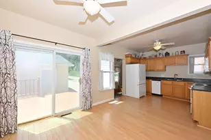 215 W Chestnut St, Port Washington, WI 53074 - Photo 5