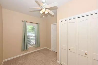 215 W Chestnut St, Port Washington, WI 53074 - Photo 15