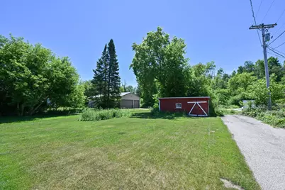 215 W Chestnut St, Port Washington, WI 53074 - Photo 21