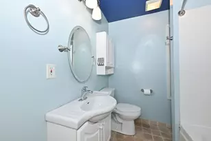 215 W Chestnut St, Port Washington, WI 53074 - Photo 11