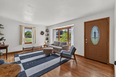 1616 S 167th St, New Berlin, WI 53151 - Photo 3
