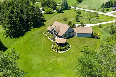 5317 S 10th St, Manitowoc, WI 54220 - Photo 37