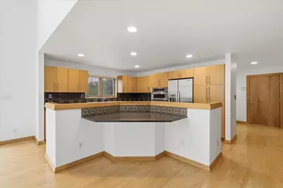 3411 W River Dr, Mequon, WI 53097 - Photo 9