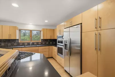 3411 W River Dr, Mequon, WI 53097 - Photo 11