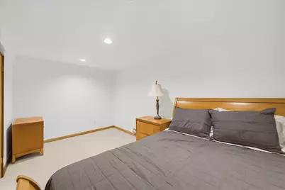 3411 W River Dr, Mequon, WI 53097 - Photo 45