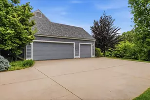 3411 W River Dr, Mequon, WI 53097 - Photo 53