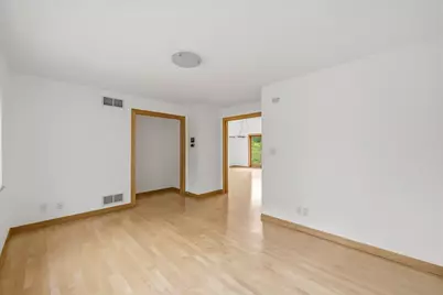 3411 W River Dr, Mequon, WI 53097 - Photo 17