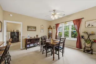 1724 New Port Vista Dr, Port Washington, WI 53024 - Photo 7