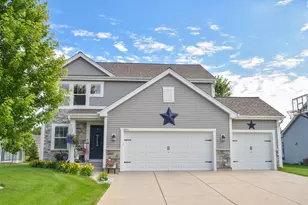N8001 Woodland Ct, Ixonia, WI 53036 - Photo 1