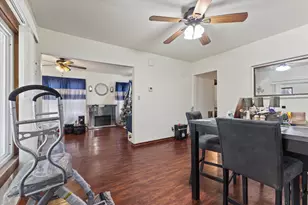 3118 W Fairmount Ave, Milwaukee, WI 53209 - Photo 7