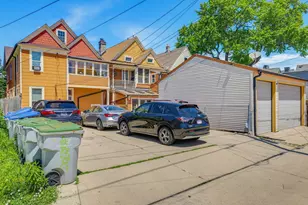 1924 N Oakland Ave, Milwaukee, WI 53202 - Photo 35