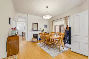 1920 N Oakland Ave, Milwaukee, WI 53202 - Photo 9