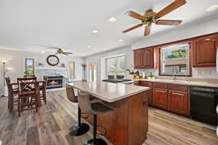 7434 S Logan Ave, Oak Creek, WI 53154 - Photo 5