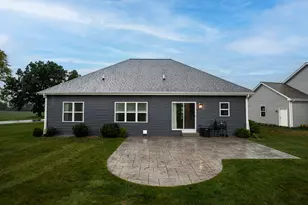 542 Tahoe Ln, Hartford, WI 53027 - Photo 21