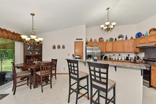29306 River View Pkwy, Racine, WI 53105 - Photo 11