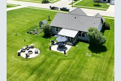29306  River View Pkwy, Racine, WI 53105 - Photo 3
