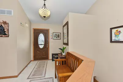 29306  River View Pkwy, Racine, WI 53105 - Photo 5