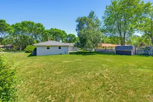 9069 N Maura Ln, Brown Deer, WI 53223 - Photo 29