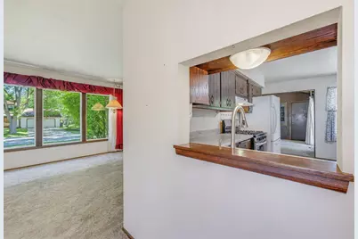 9069 N Maura Ln, Brown Deer, WI 53223 - Photo 11