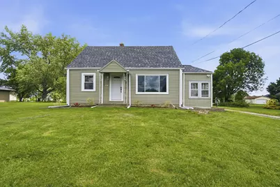 10110 S Shepard Ave, Oak Creek, WI 53154 - Photo 23