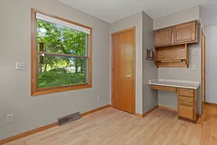 4206 Fox Hills Dr, Janesville, WI 53546 - Photo 15