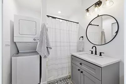 7022 W Clarke St, Wauwatosa, WI 53213 - Photo 31