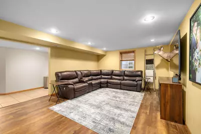912  Silver Dr, Holmen, WI 54636 - Photo 25