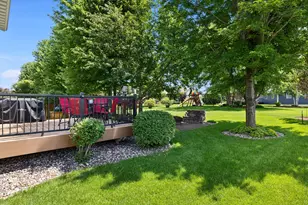 912 Silver Dr, Holmen, WI 54636 - Photo 39