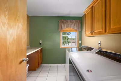 912  Silver Dr, Holmen, WI 54636 - Photo 21