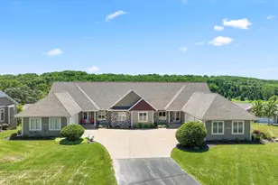 W314N352 Lara Ln, Delafield, WI 53018 - Photo 55