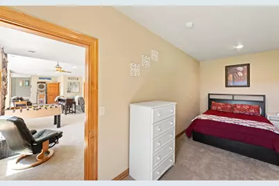 W314N352  Lara Ln #402, Delafield, WI 53018 - Photo 51