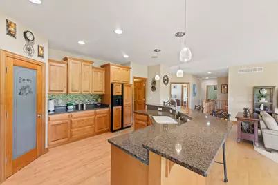 W314N352  Lara Ln #402, Delafield, WI 53018 - Photo 13