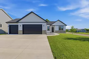 1291 Carolyn Blvd, Mayville, WI 53050 - Photo 29