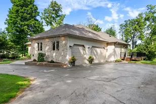 2226 Fairfield Ln, Plymouth, WI 53073 - Photo 5