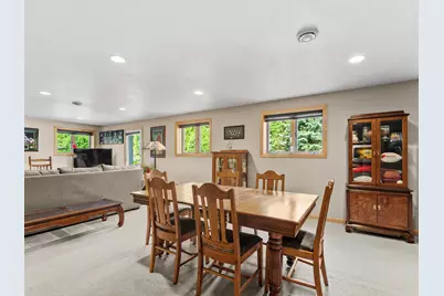 2226  Fairfield Ln, Plymouth, WI 53073 - Photo 31