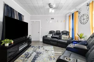 1822 W Rogers St, Milwaukee, WI 53204 - Photo 13