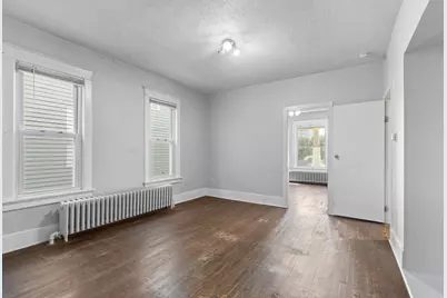 1822 W Rogers St, Milwaukee, WI 53204 - Photo 5