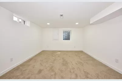 926 N 60th St, Milwaukee, WI 53213 - Photo 27