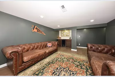 926 N 60th St, Milwaukee, WI 53213 - Photo 11