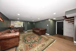 926 N 60th St, Milwaukee, WI 53213 - Photo 33