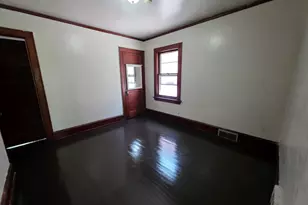 2369 N 6th St, Milwaukee, WI 53212 - Photo 7