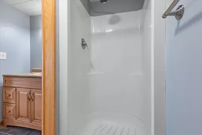 1415 S 167th St, New Berlin, WI 53151 - Photo 31