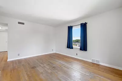4837 W Lynndale Ave #4839, Milwaukee, WI 53220 - Photo 21