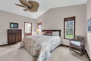 6408 Merganser Dr, Racine, WI 53406 - Photo 29