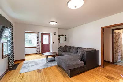 1636  Onalaska Ave, La Crosse, WI 54603 - Photo 3